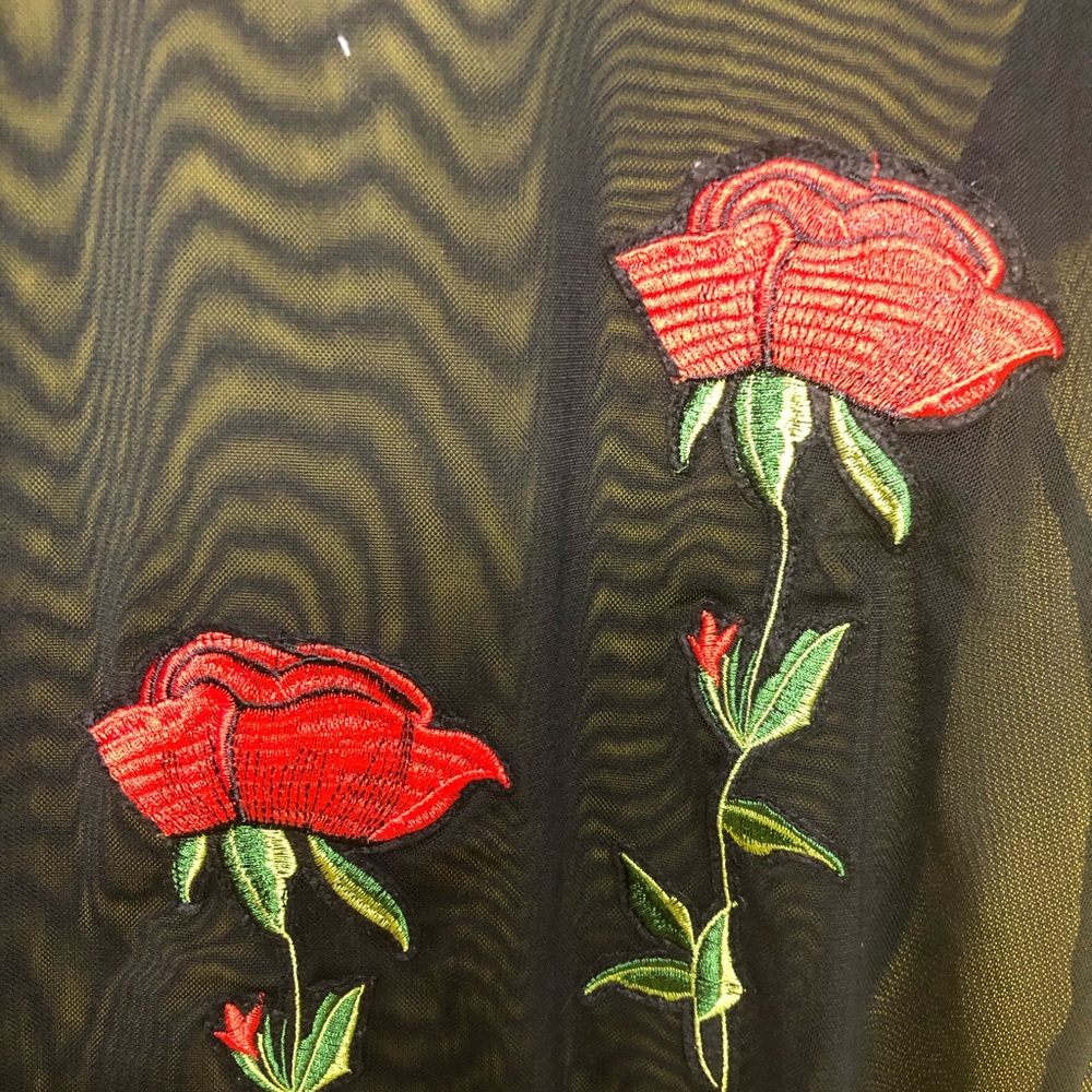 Black Mesh Tee w/ Embroidered Roses - Picture 2 of 2